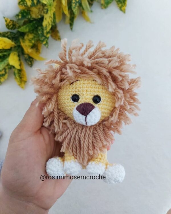 Leão Amigurumi Baby Rosi Barros