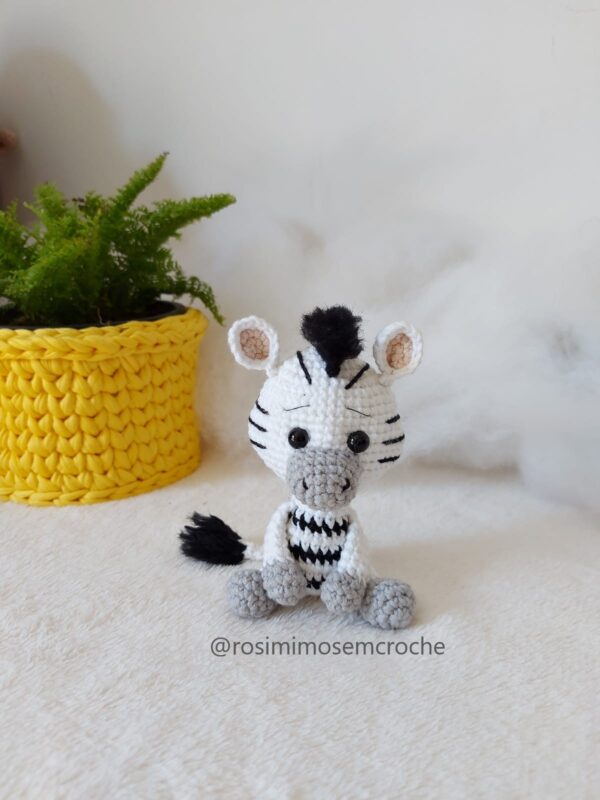 Capa Zebra Amigurumi Baby Rosi Barros